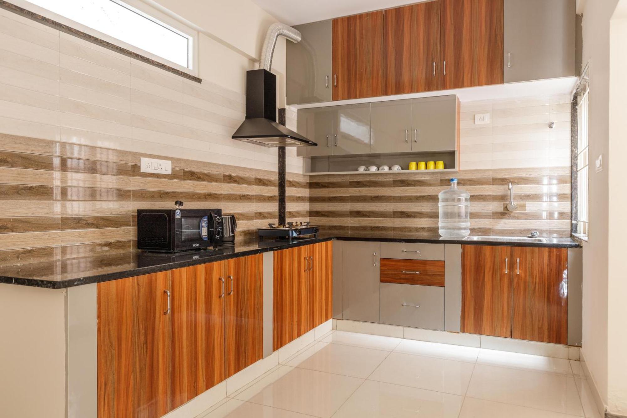 Aparthotel Pinnacle Serviced *